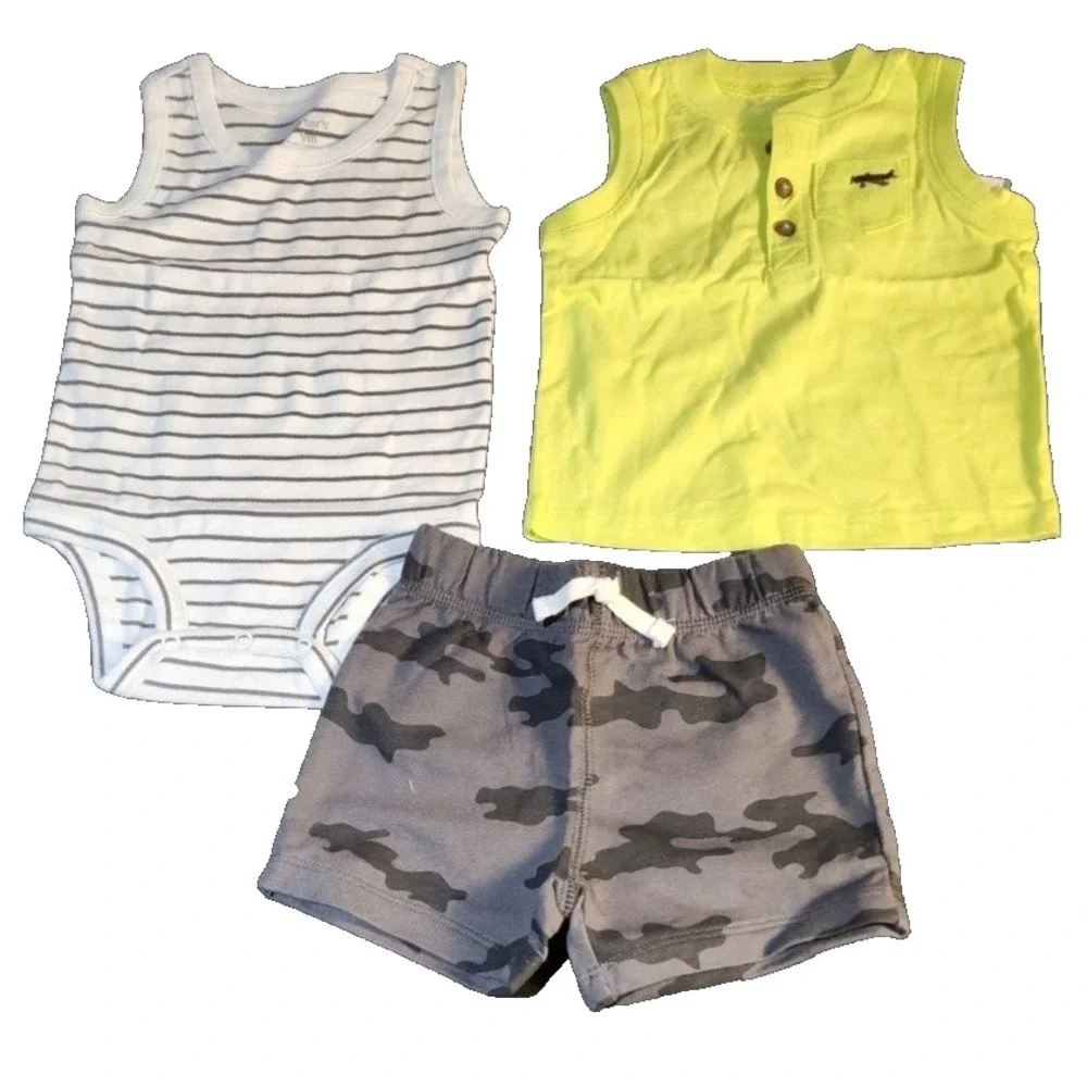 NWT Carter's 3-Piece Baby Boys Outfit 9M Giraffe Bodysuit Tee & Shorts Set